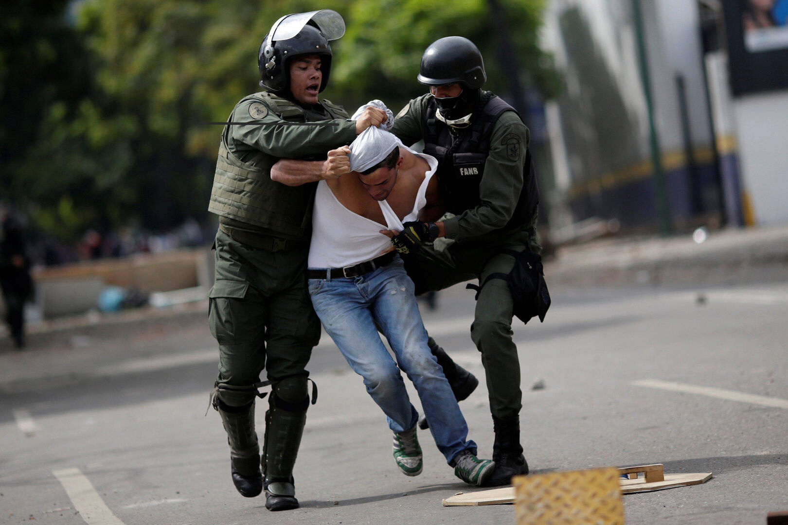 Resultado de imagen para venezuela crimenes