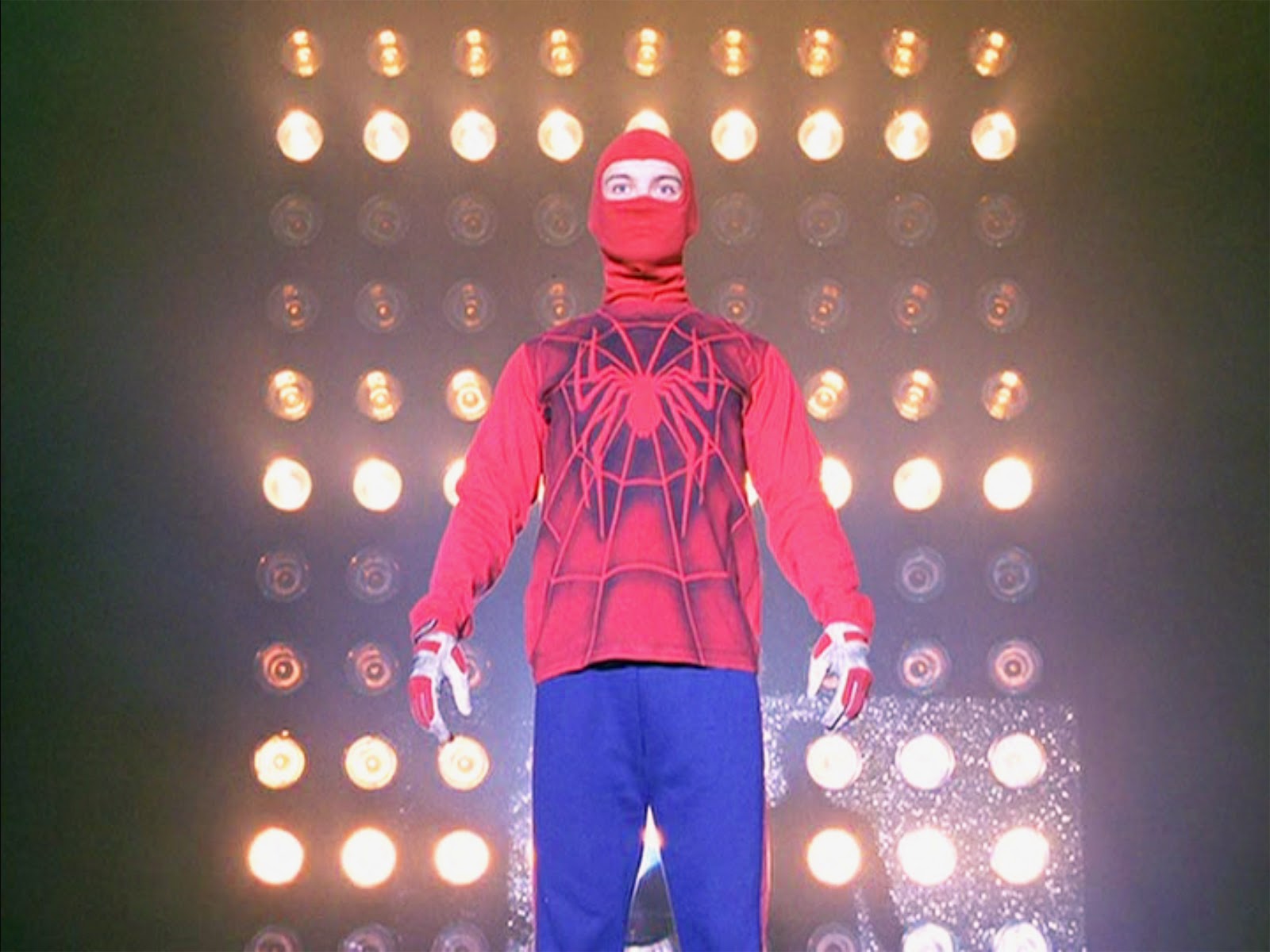 Top 75+ imagen spiderman traje casero 2002