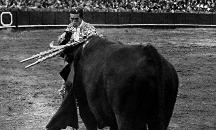 Manolete entrando a matar. | Cordon Press