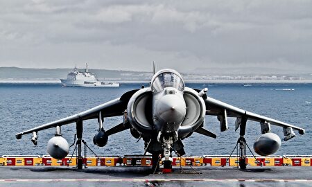 Harrier de despegue vertical de la Armada. | Flickr Armada / Cbo. I. M. Guillermo Álvarez Carrasco