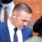 Wayne Rooney (Retirado / ING) - 2004 Rooney, saliendo de los juzgados de Stockport.