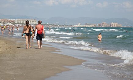 Una playa de Valencia | Pixabay/CC/estai