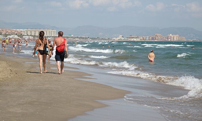 Una playa de Valencia | Pixabay/CC/estai