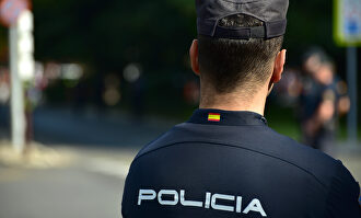 Un agente de la Policía Nacional. |  David Alonso Rincón