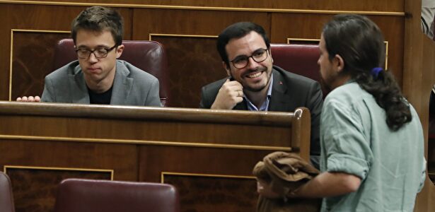 Así serán las vacaciones de los votantes de Iglesias y Errejón | EFE