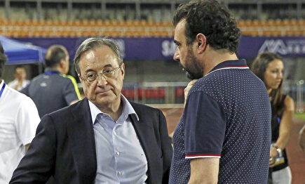 Florentino Pérez y José Ángel Sánchez tienen trabajo este verano. | EFE