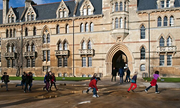Universidad de Oxford. |  Pixabay/CC/RonPorter