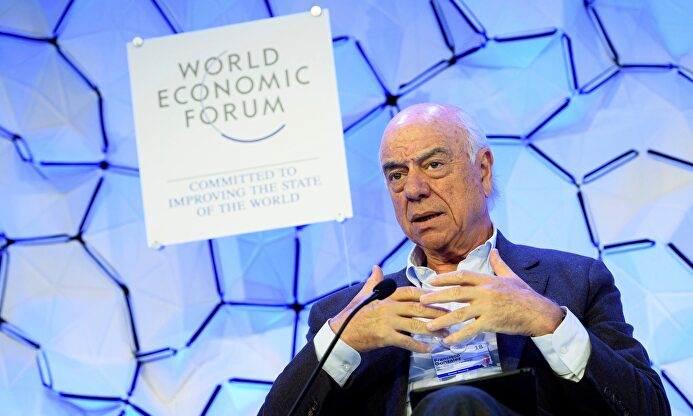 El expresidente de BBVA, Francisco González |  EFE