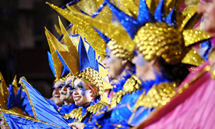 Un momento de la gala de elección Drag Queen 2018, uno de los actos centrales del Carnaval de Las Palmas de Gran Canaria, uno de los más famosos de España. | EFE