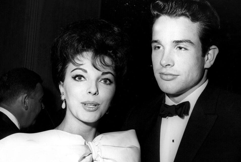 Joan Collins cumple 85 años: cinco matrimonios y una vida excitante Warren-beatty-joan-collins