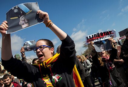 Vándalos del CDR intentan boicotear al Rey. | EFE