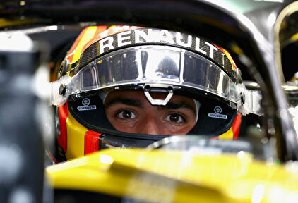 Sainz brilló con luz propia en Bakú | Twitter