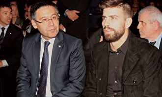 Piqué lanza un pulso a la directiva culé |  EFE