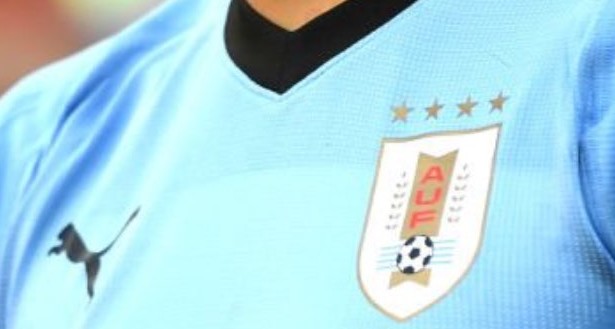 Por qué Uruguay luce cuatro estrellas si solo ha ganado dos Mundiales?