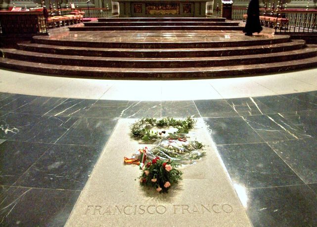 Tumba de Francisco Franco en el Valle de los Caídos |  EFE
