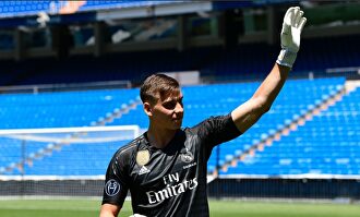 Lunin, en su presentación. | Lunin