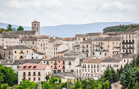 15 bonitos e históricos pueblos de Castilla y León para visitar cuando pase la pandemia