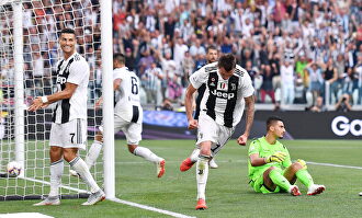 Mario Mandžukić, un goloso caramelo para los equipos que busquen un killer | EFE