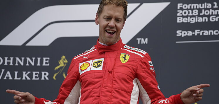 Vettel, con un pie fuera de Ferrari