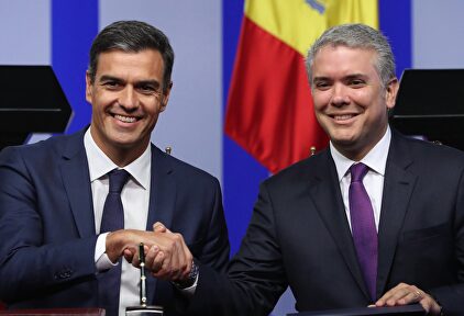 Pedro Sánchez e Iván Duque | EFE