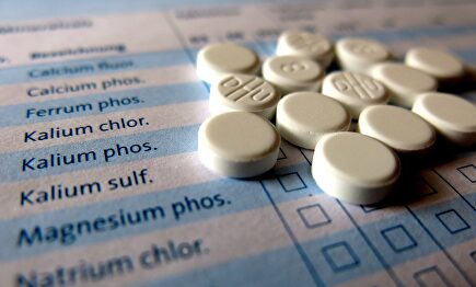 Medicamentos homeopáticos | Pixabay/CC/jochenpippir