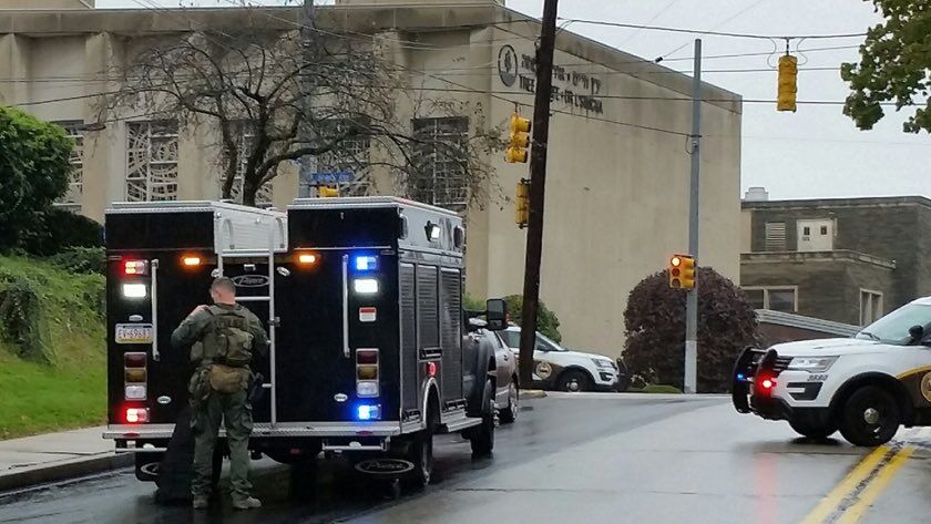 Al menos ocho muertos por un tiroteo en una sinagoga de Pittsburgh 271018_sinanoga_pittsburgh