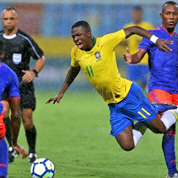 Vinícius se cae de la convocatoria de la Canarinha |  EFE