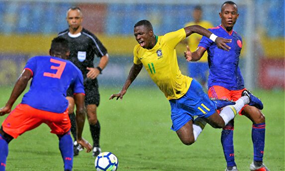 Vinícius se cae de la convocatoria de la Canarinha |  EFE