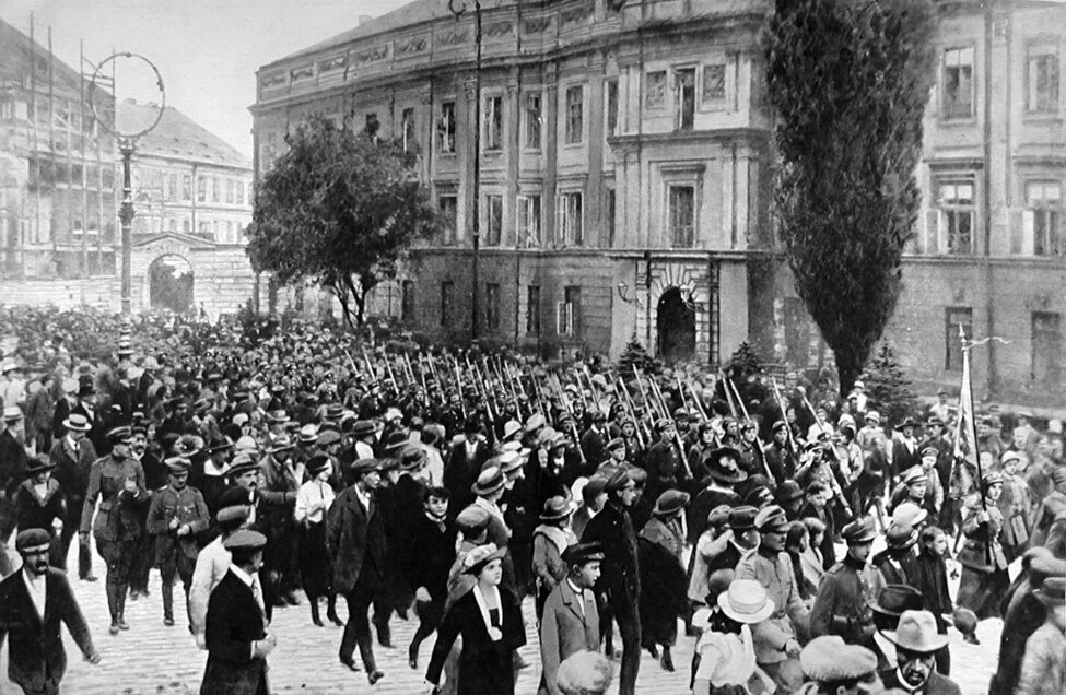 La Polonia que renació con sangre - Pedro Fernández Barbadillo