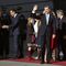 El rey Felipe VI saluda a su llegada, al acto solemne conmemorativo del 40 aniversario de la Constitución.