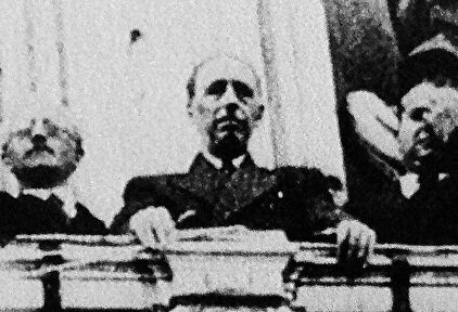 Lluís Companys, en el balcón de la Generalidad |  Cordon Press