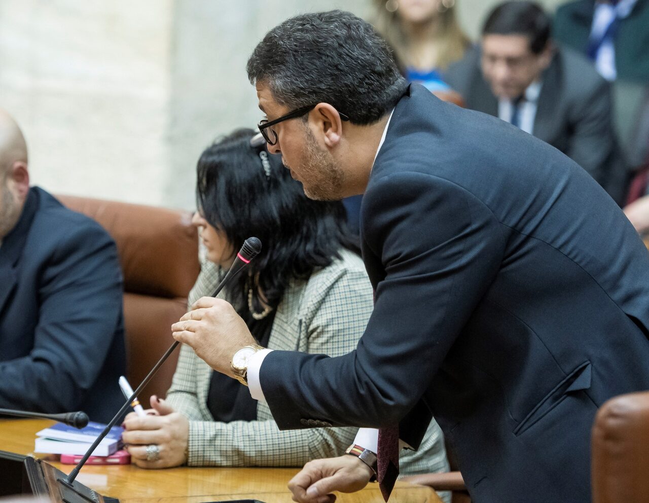 Francisco Serrano, durante un pleno en el Parlamento andaluz | EFE