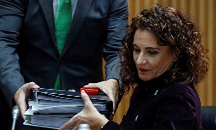 El déficit público de España seguirá por encima de los 30.000 millones |  EFE