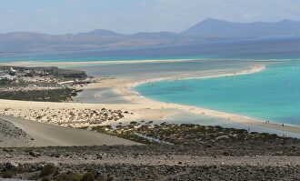 Las 11 playas más raras de España a las que todavía no se puede ir de vacaciones