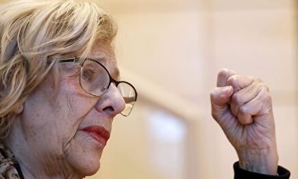 Primer plano de la exalcaldesa de Madrid Manuela Carmena |  EFE