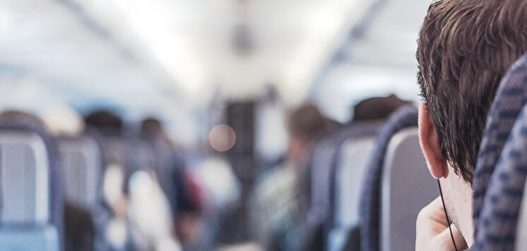 Pasajeros en un avión |  Pixabay/CC/RyanMcGuire