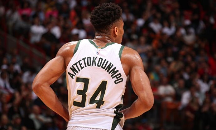 Los Bucks lideran la NBA en el balance de victorias derrotas | EFE