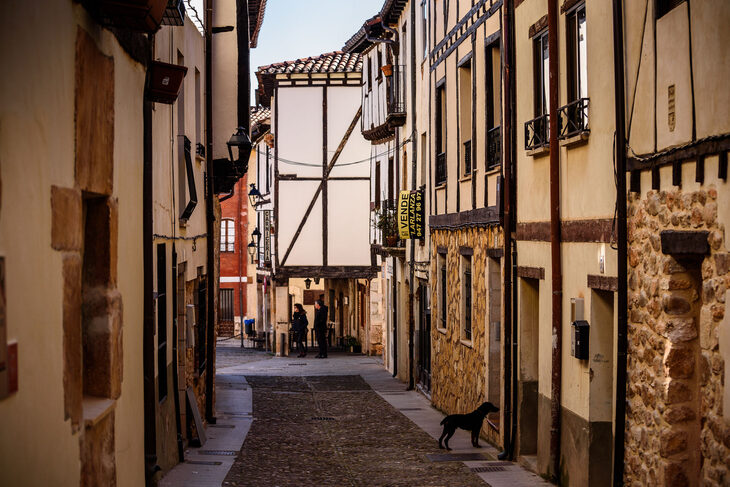  Covarrubias: una escapada veraniega a la Edad Media más genuina