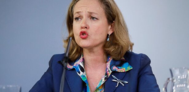 La ministra de Economía, Nadia Calviño |  EFE