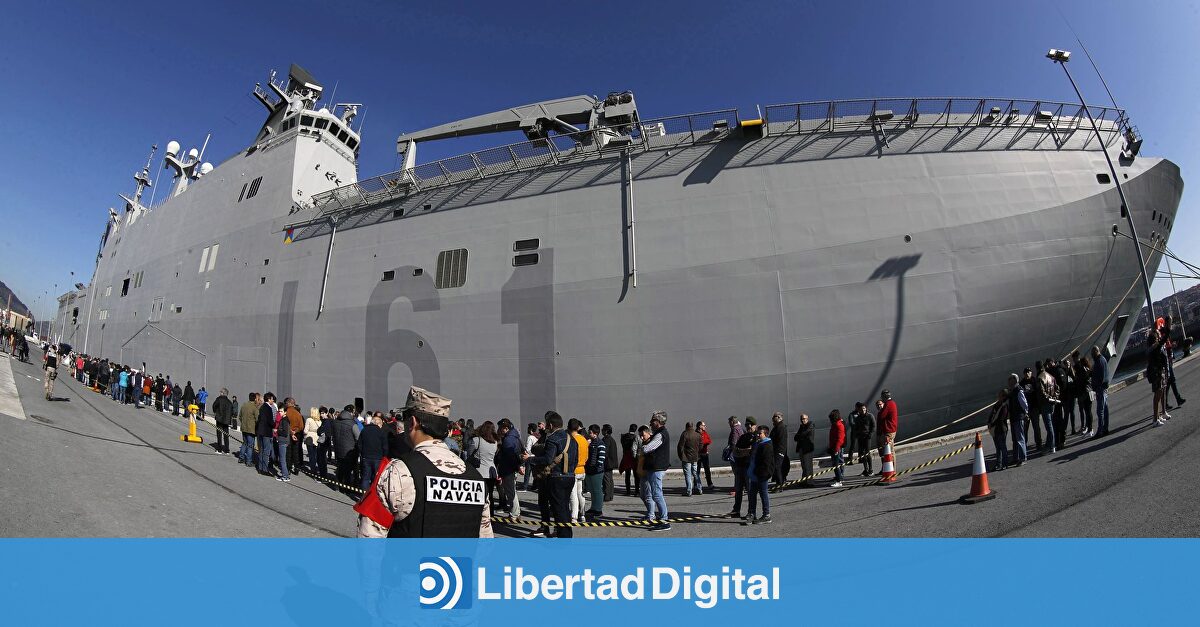 Colas kilométricas para visitar el Juan Carlos I en Guecho pese al