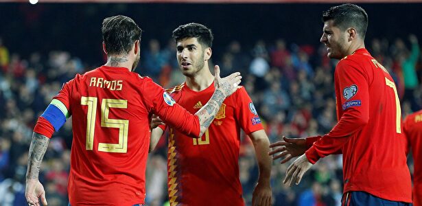 Ramos, un "referente" entre los más jóvenes de la Selección. | EFE