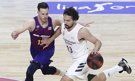 Sergio Llull junto a Thomas Heurtel |  EFE