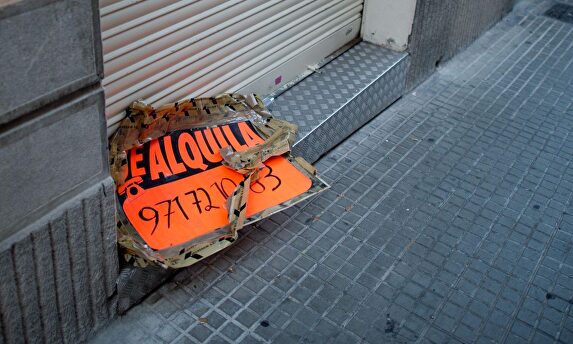 No llegan las ayudas | Alamy