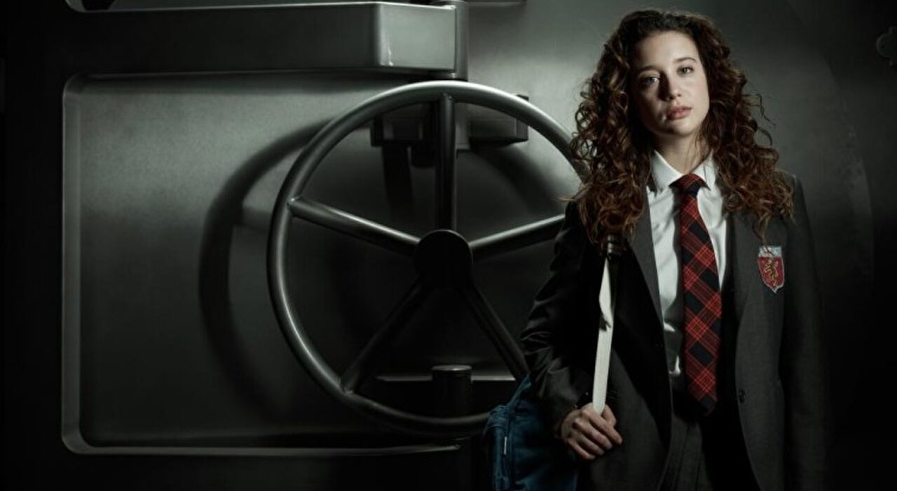 Así es María Pedraza, la sensual actriz de moda de 'La casa de papel' Chic Así es María Pedraza, la sensual actriz de moda de 'La casa de papel' Chic