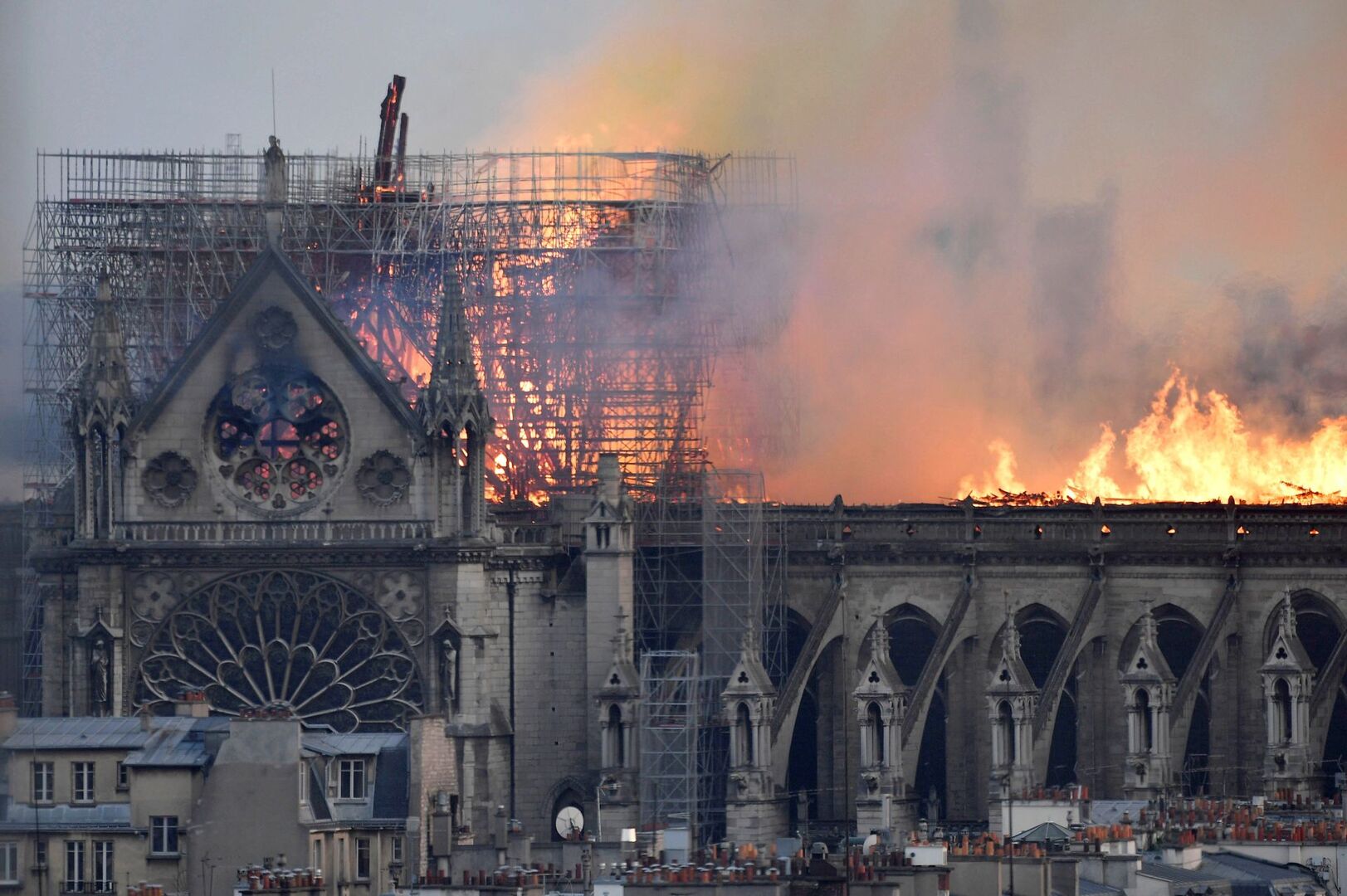 Resultado de imagen de catedral notre dame quemada