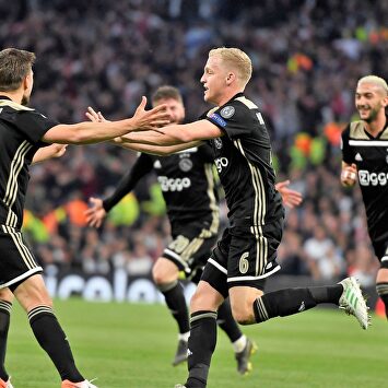 El Ajax no reeditará su título de campeón esta temporada | EFE