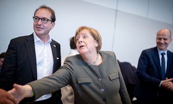 Angela Merkel en el parlamento alemán |  Cordon Press