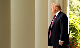 Donald Trump, este jueves en la Casa blanca |  EFE