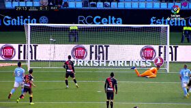 Aspas salva los muebles ante el Rayo en el último partido de la temporada (2-2)