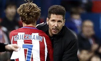 ¿Qué piensa Simeone de la suplencia de Griezmann en el Barcelona?